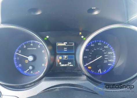 2017 Subaru Outback 2.5I Premium из США, поврежденный, VIN 4S4BSACC9H3381013